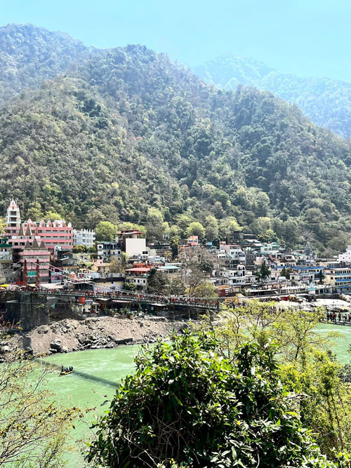 Laxman Jhula, Rishikesh